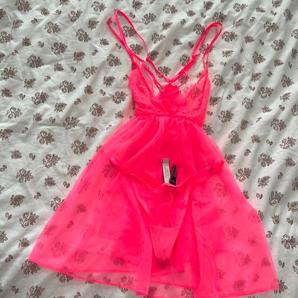 Victoria’s Secret babydoll 2 piece set nwt